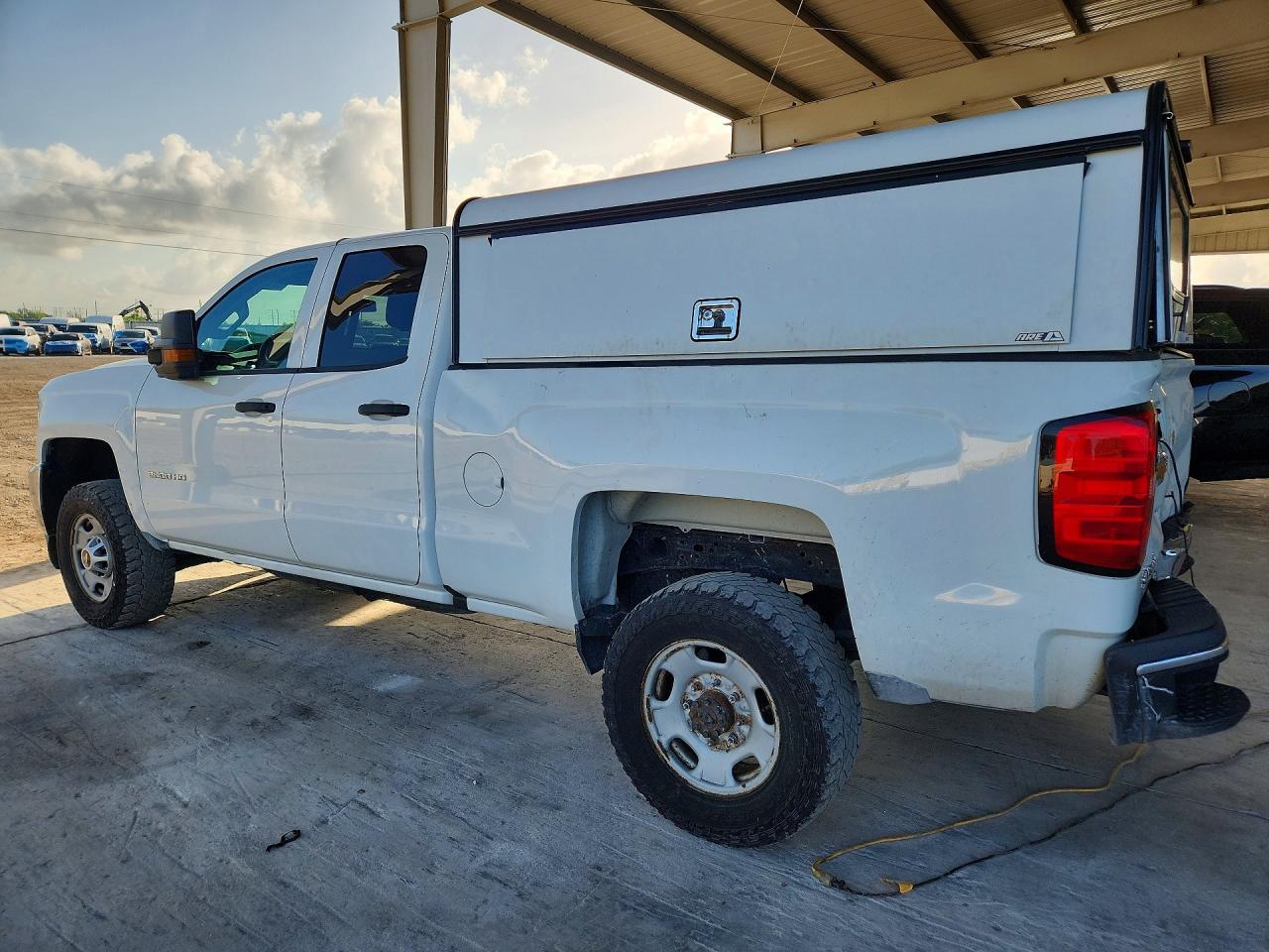 2019 Chevrolet Silverado K2500 Heavy Duty - Фото 2