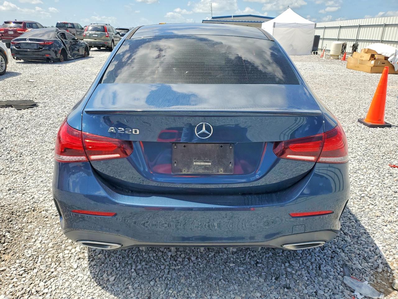 2022 Mercedes-Benz A 220 - Фото 6