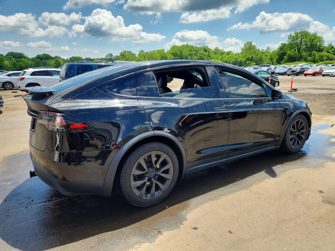 2023 Tesla Model X - Фото 3