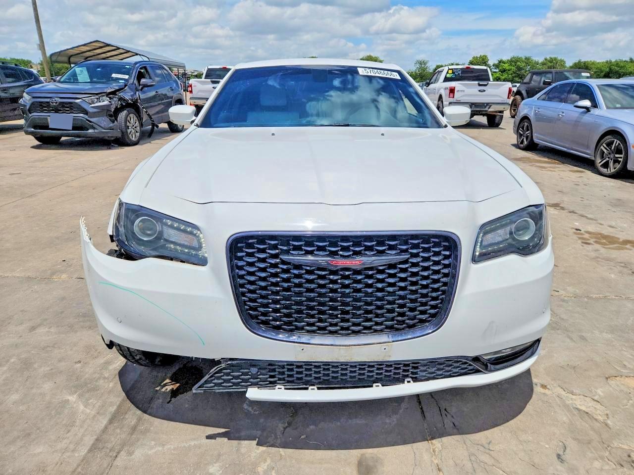 2021 Chrysler 300 S - Фото 5