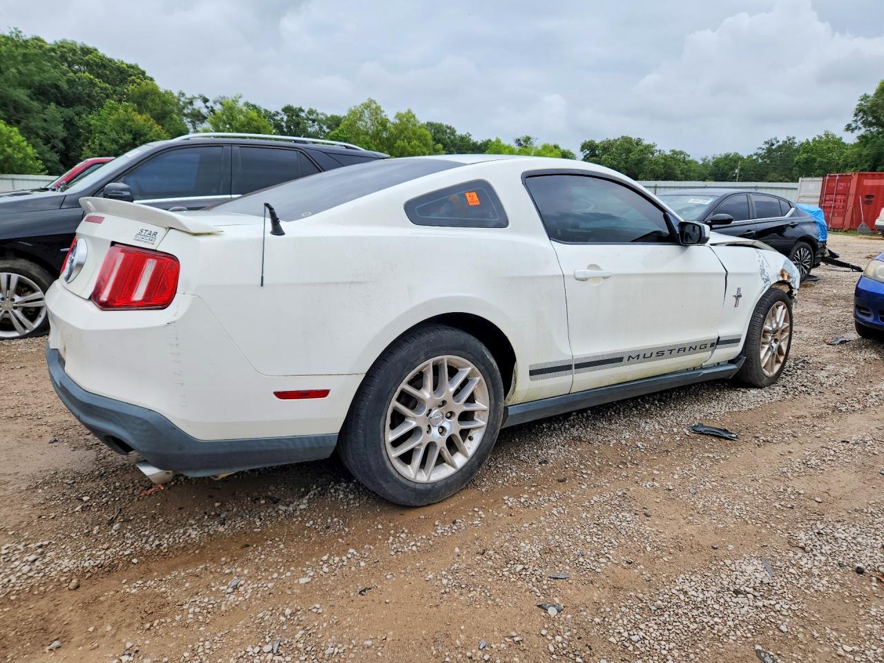 2012 Ford Mustang - Фото 3