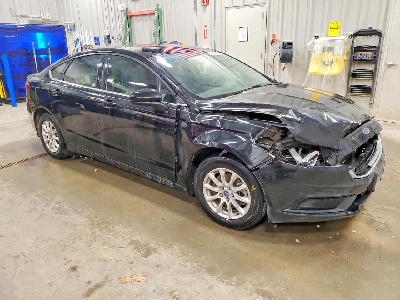 2018 Ford Fusion S - Фото 4