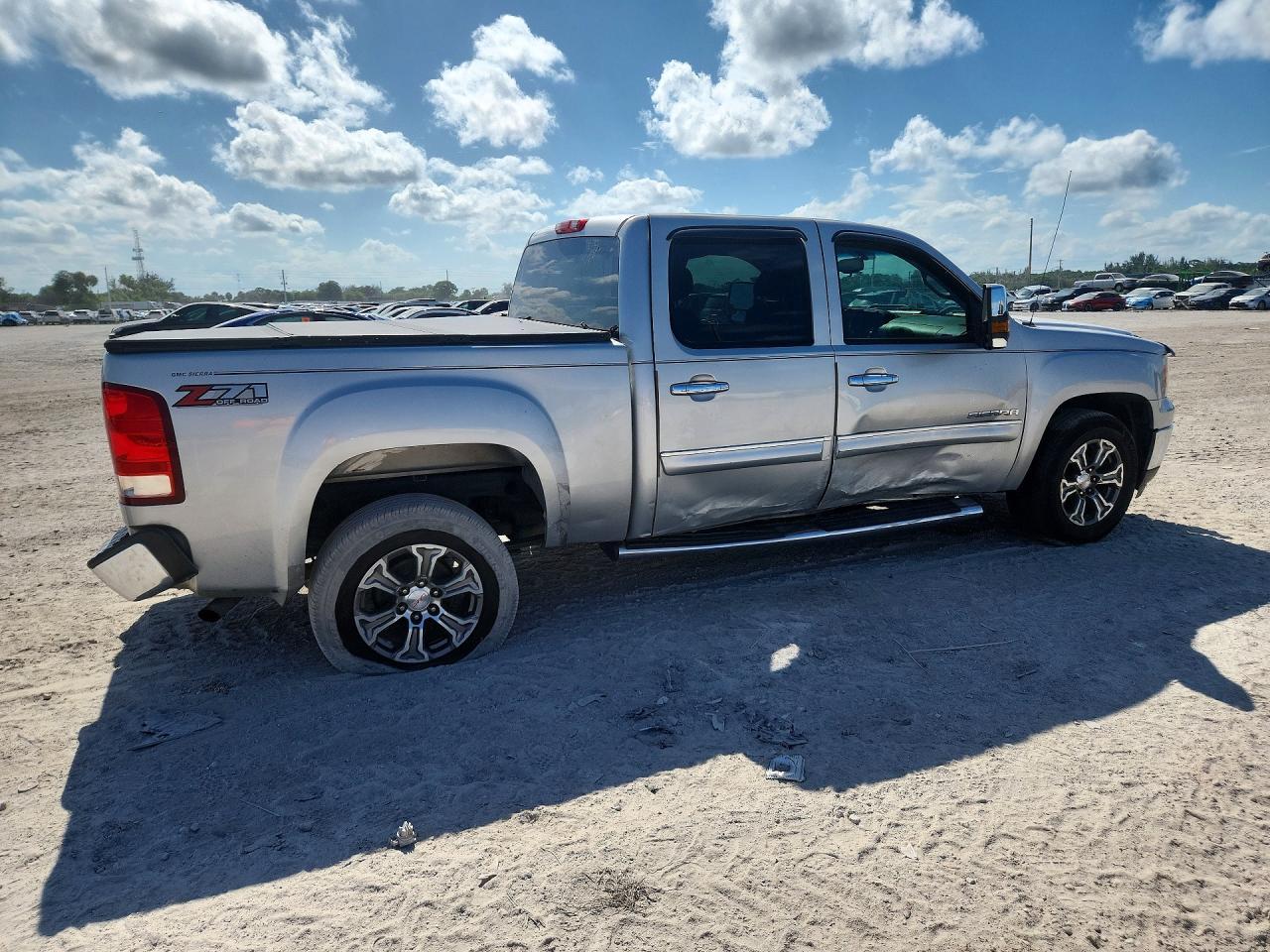 2011 GMC Sierra C1500 Sle - Фото 3