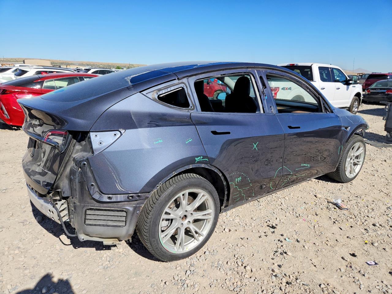2021 Tesla Model Y - Фото 3