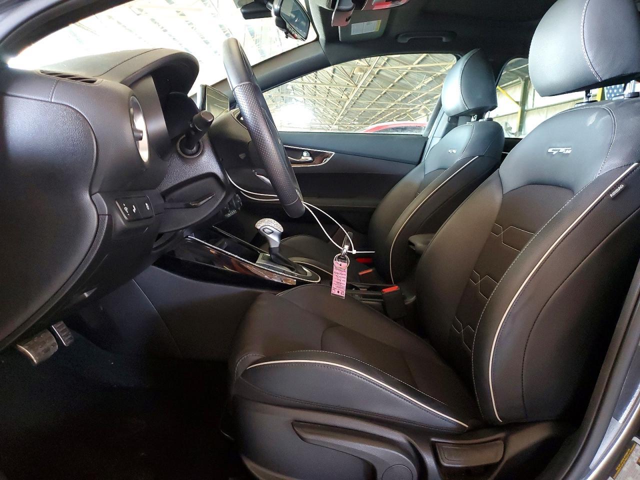 2023 Kia Forte - Фото 7