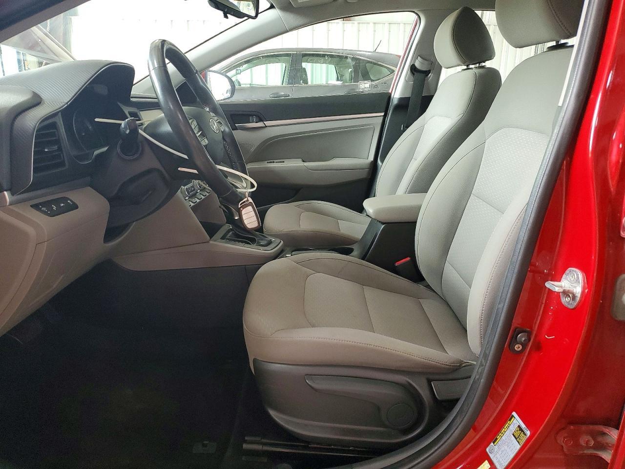 2019 Hyundai Elantra Value Edition - Фото 7