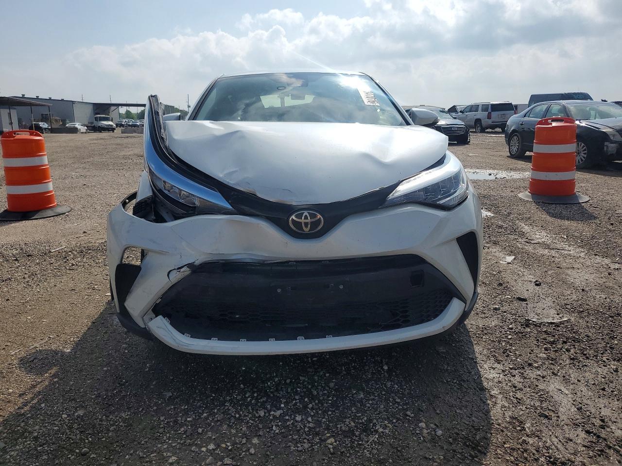 2021 Toyota C-Hr Le - Фото 5