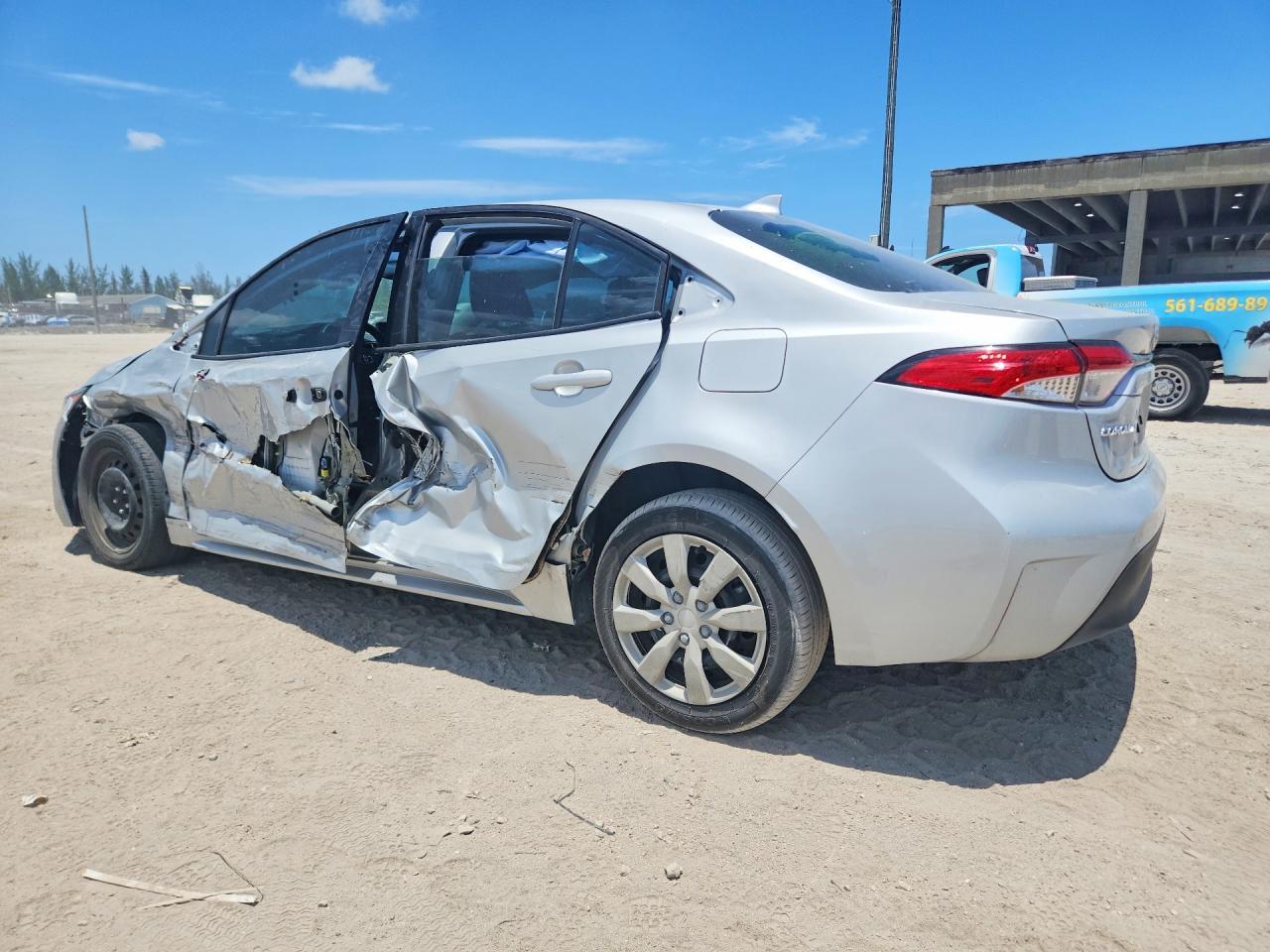 2024 Toyota Corolla Le - Image 2