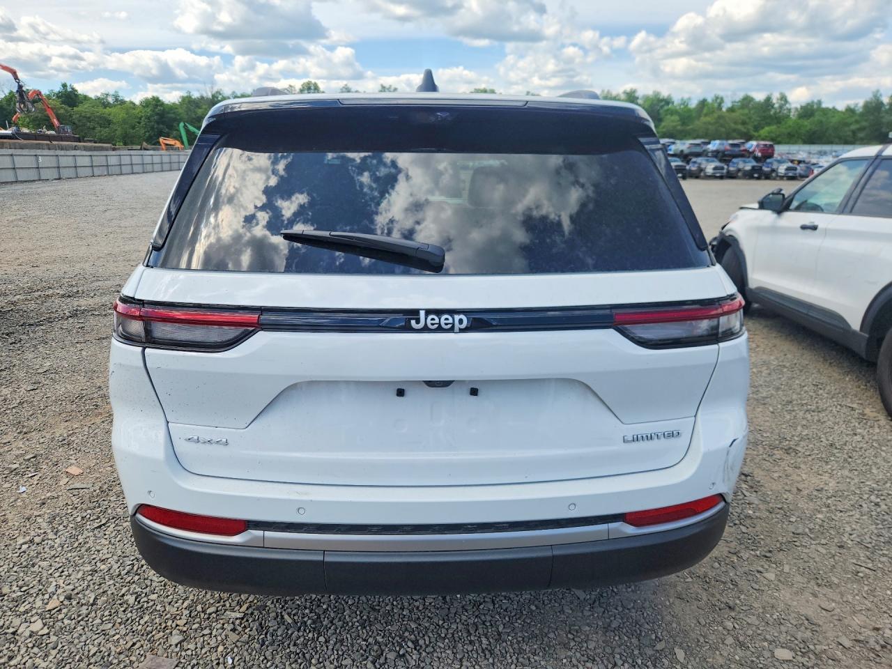 2026 Jeep Grand Cherokee Limited - Image 6