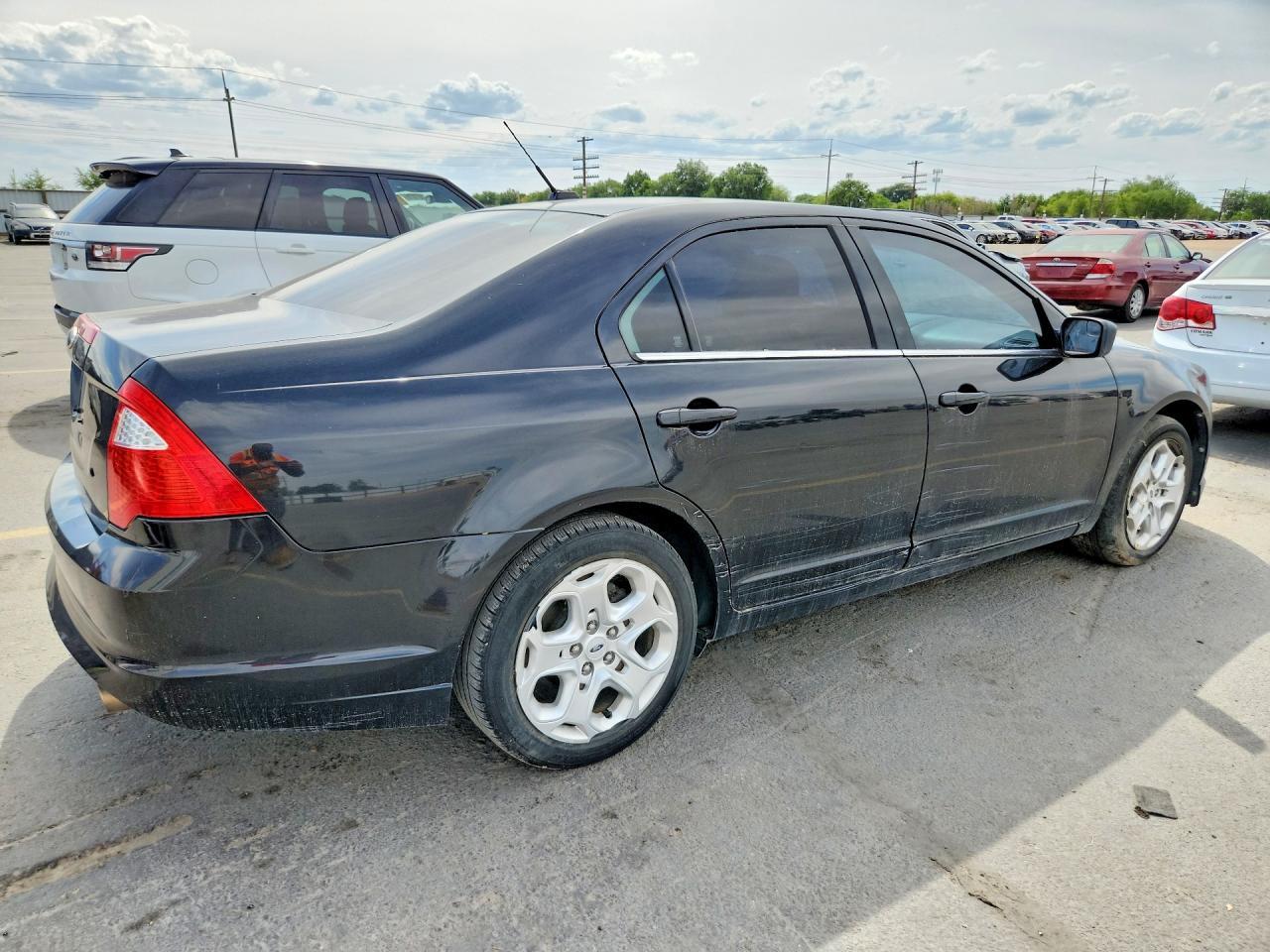 2011 Ford Fusion Se - Фото 3