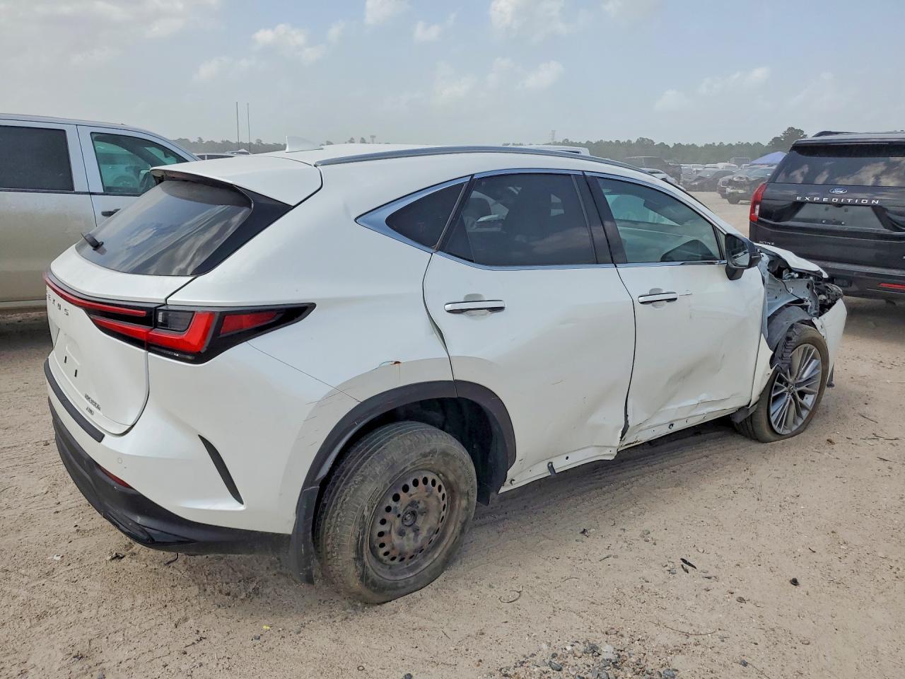 2025 Lexus Nx 200T Base - Image 3
