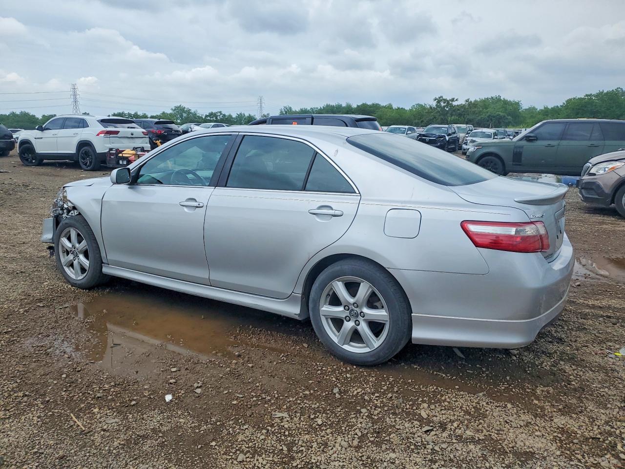 2007 Toyota Camry Se - Фото 2