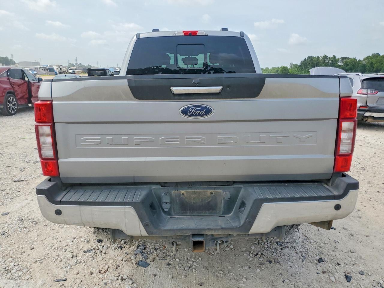 2020 Ford F250 Super Duty - Фото 6