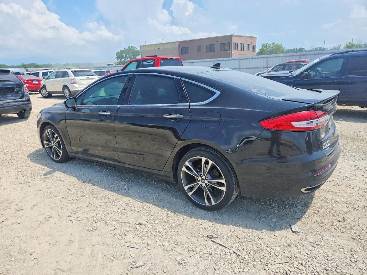 2020 Ford Fusion Titanium - Image 2