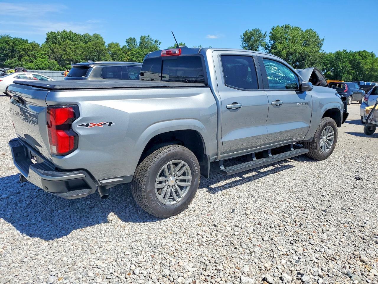2024 Chevrolet Colorado Lt - Фото 3