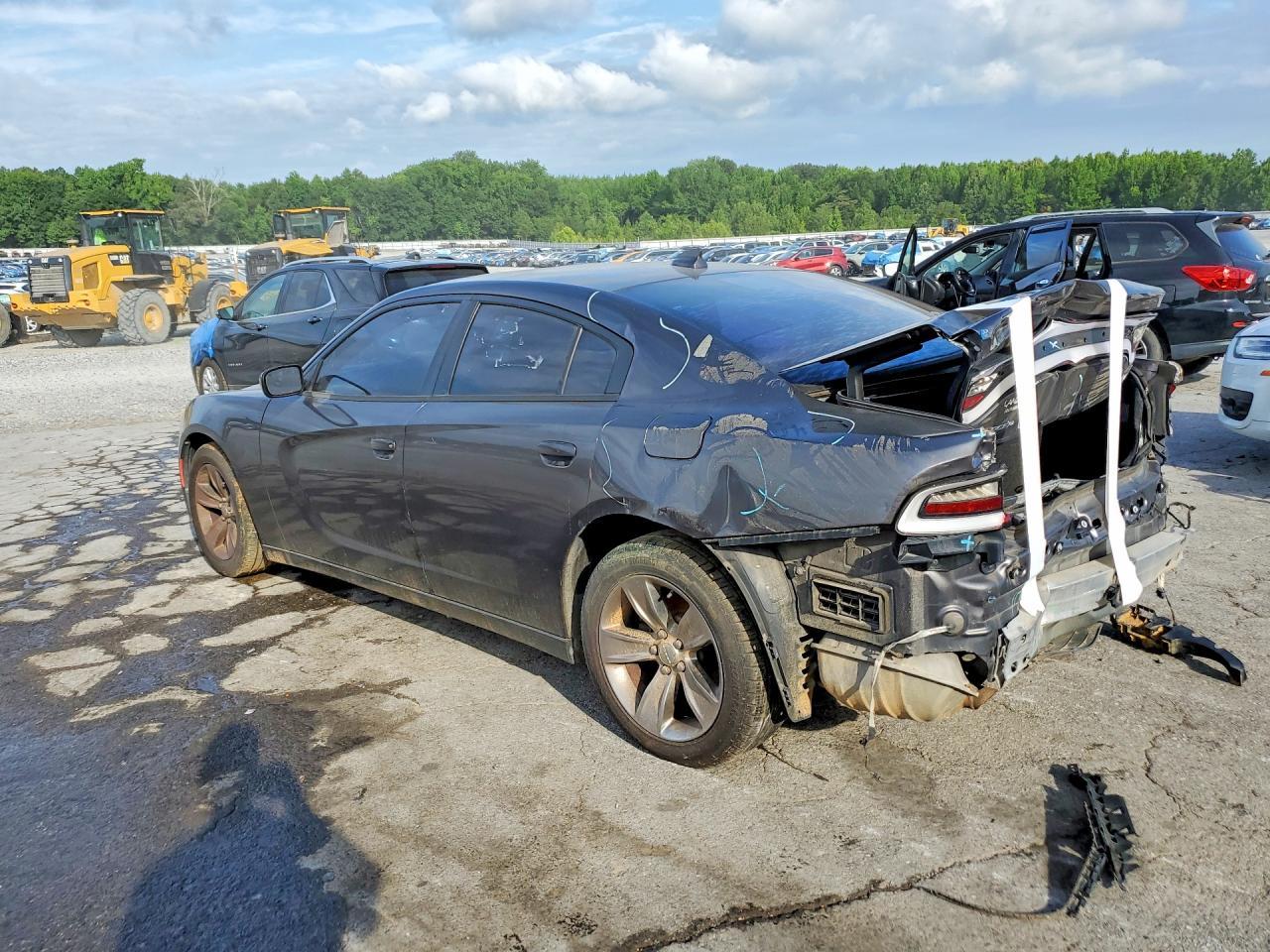 2015 Dodge Charger Sxt - Фото 2