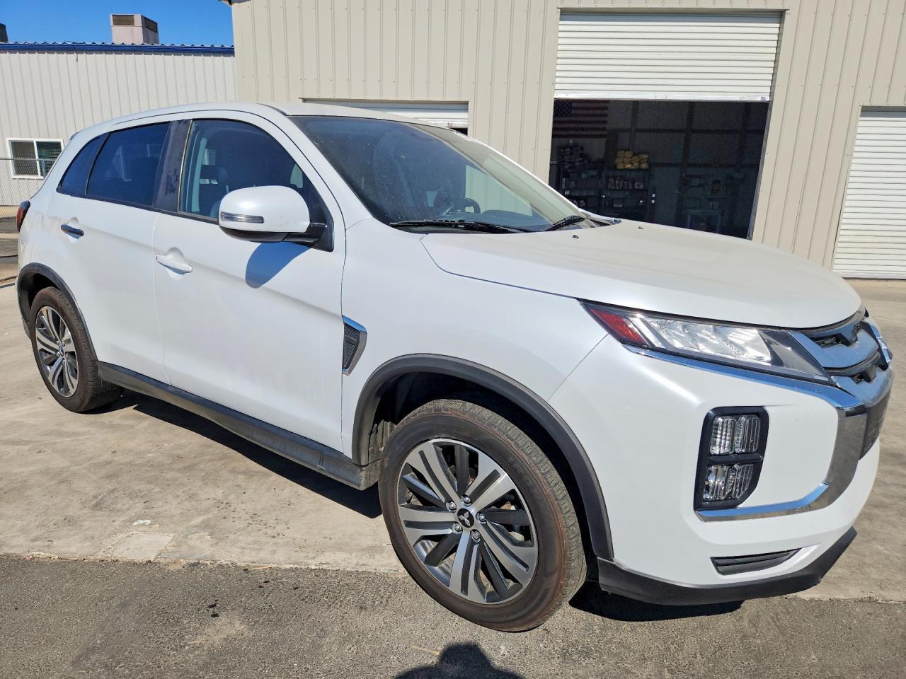 2022 Mitsubishi Outlander Sport Se - Фото 4