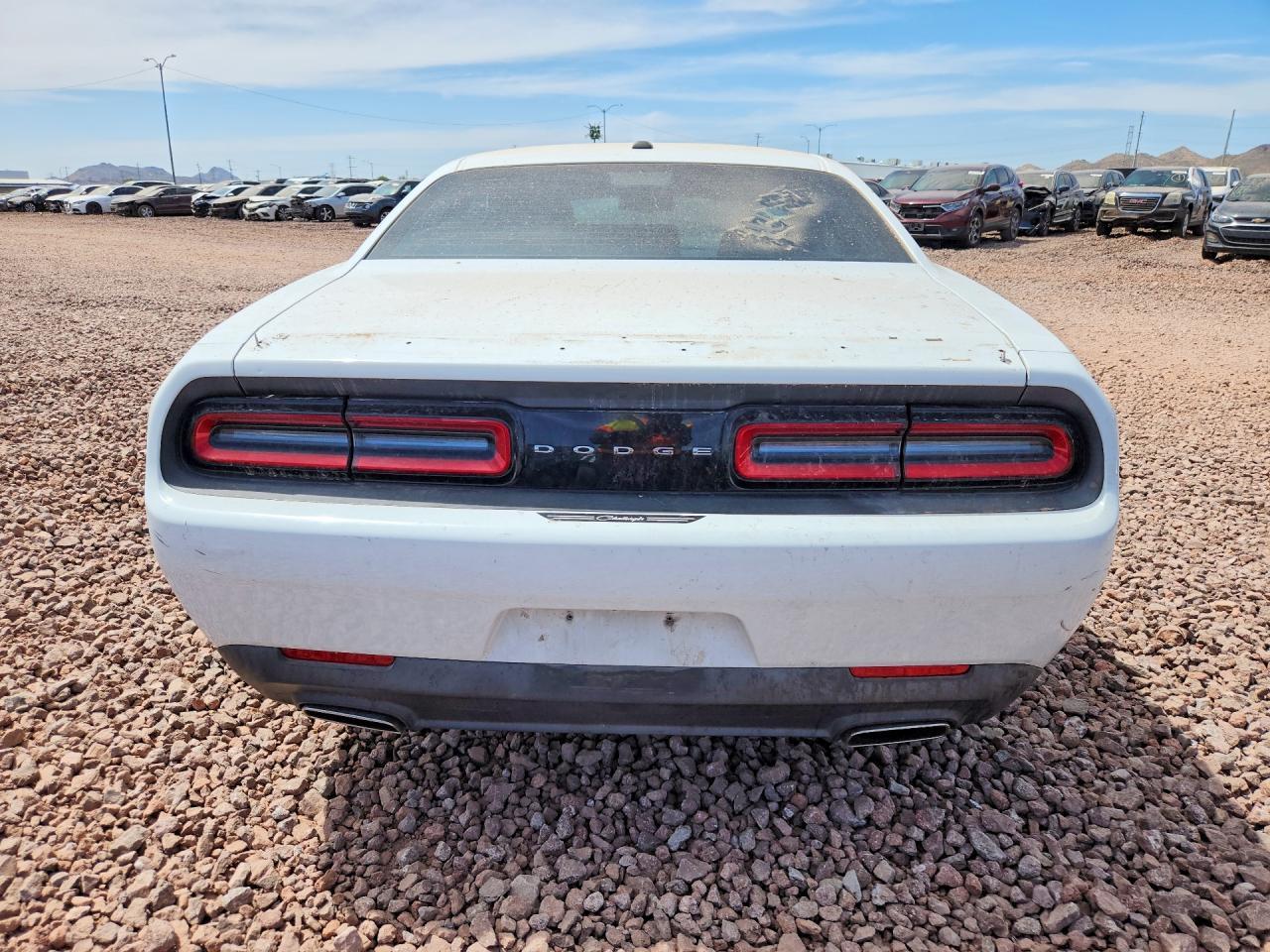 2016 Dodge Challenger Sxt - Image 6