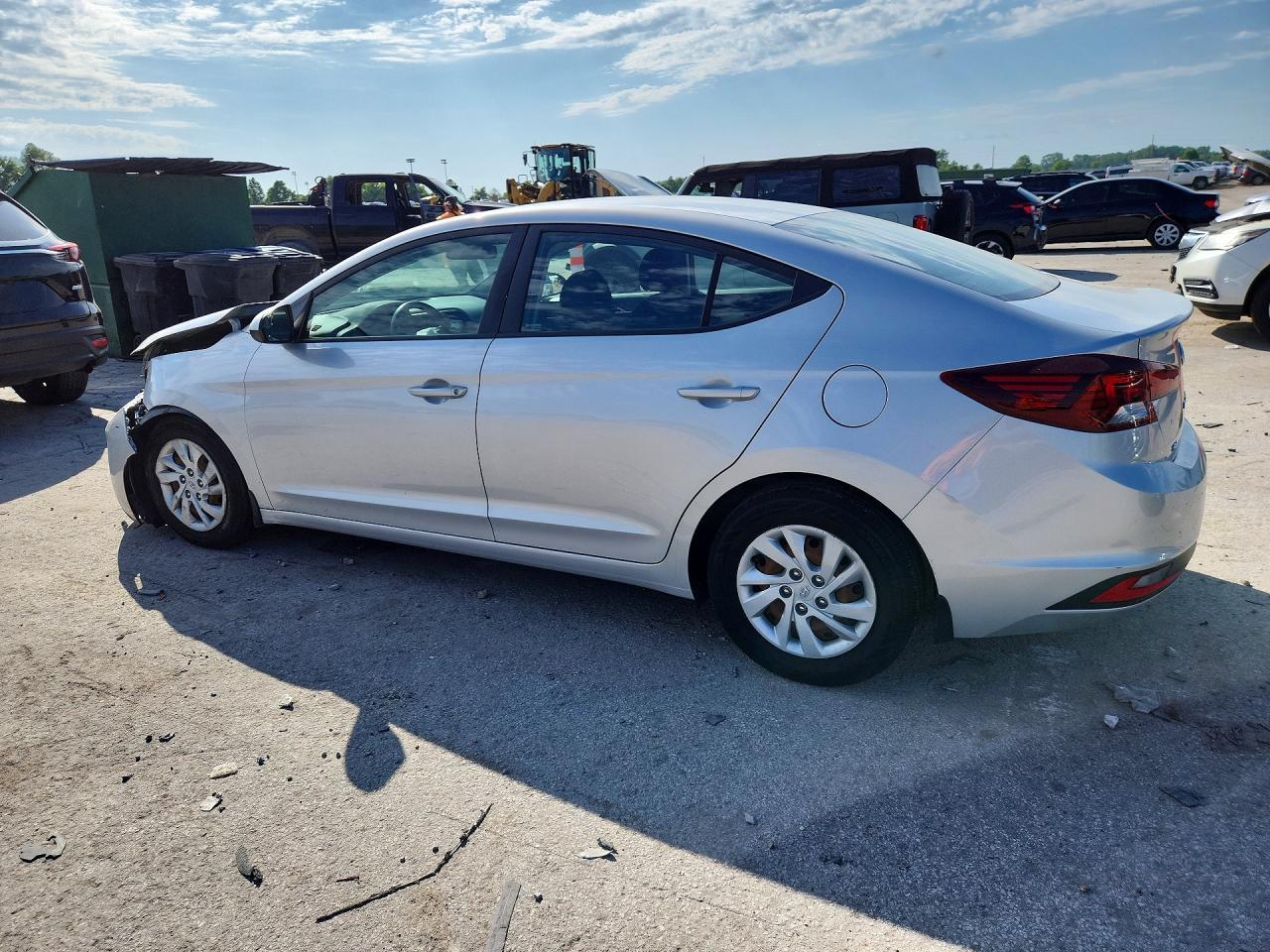 2020 Hyundai Elantra Se - Фото 2