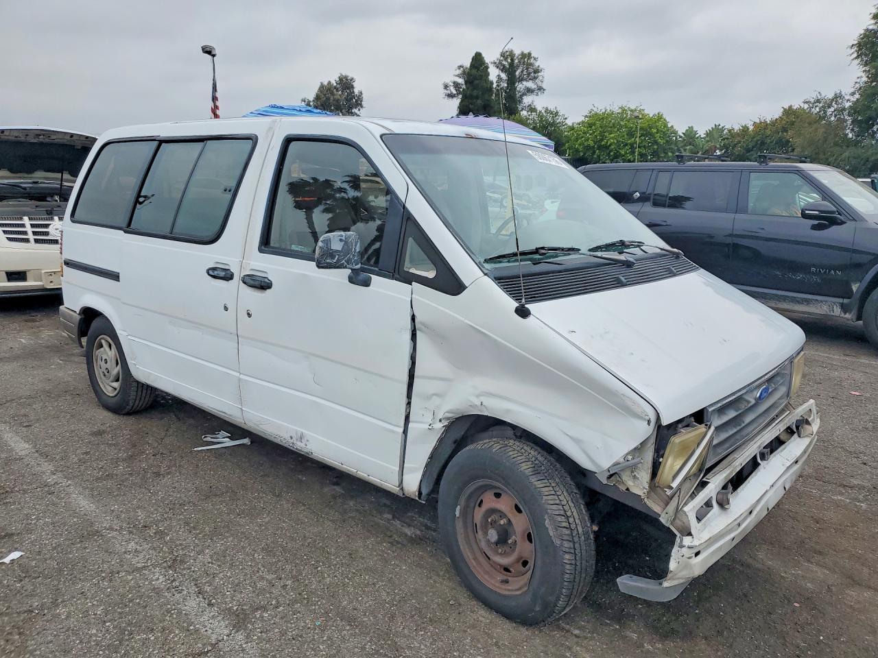 1993 Ford Aerostar - Фото 4