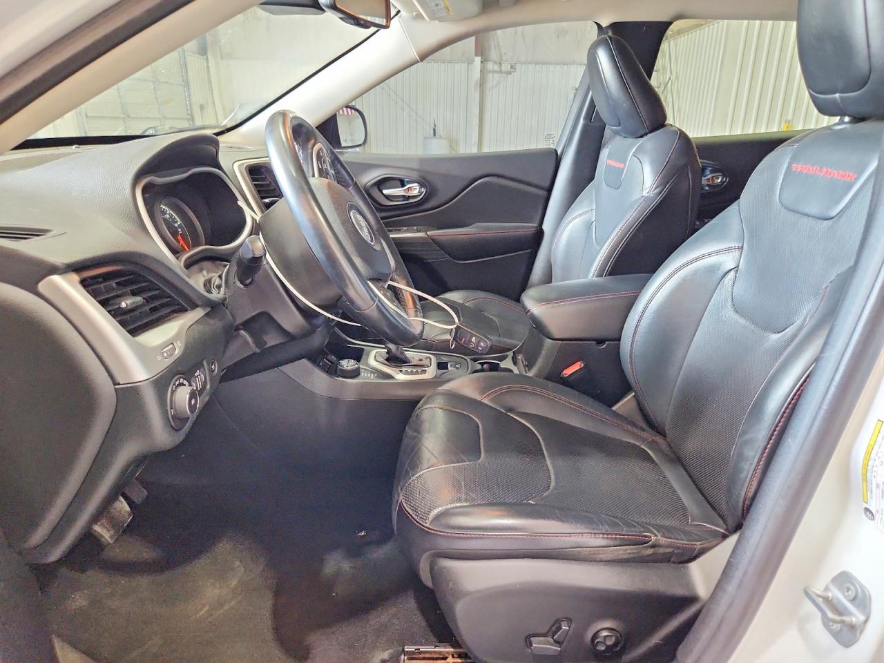 2016 Jeep Cherokee Trailhawk - Фото 7