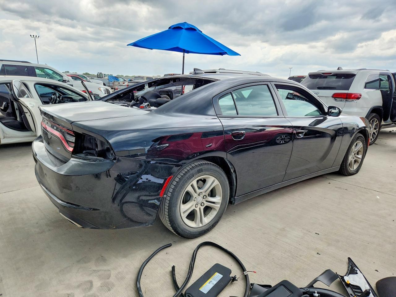 2023 Dodge Charger Sxt - Image 3