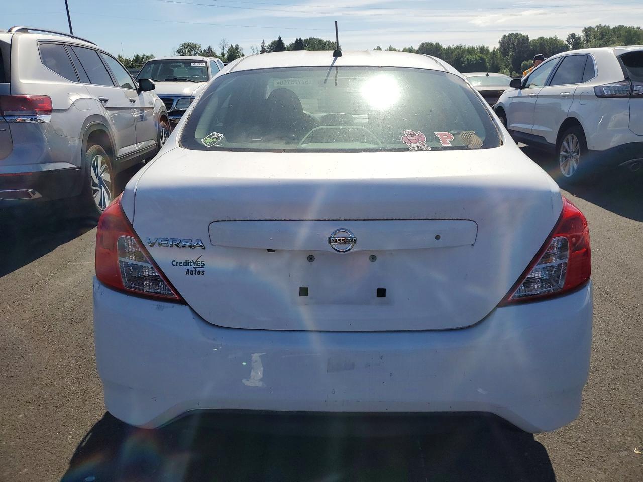 2019 Nissan Versa S - Image 6