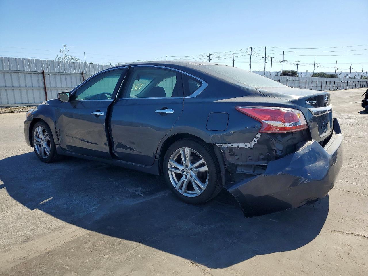 2013 Nissan Altima 3.5 S - Фото 3