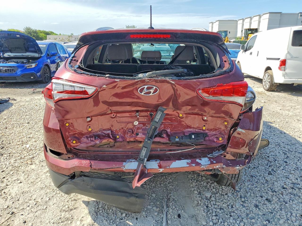 2017 Hyundai Tucson Se - Фото 6