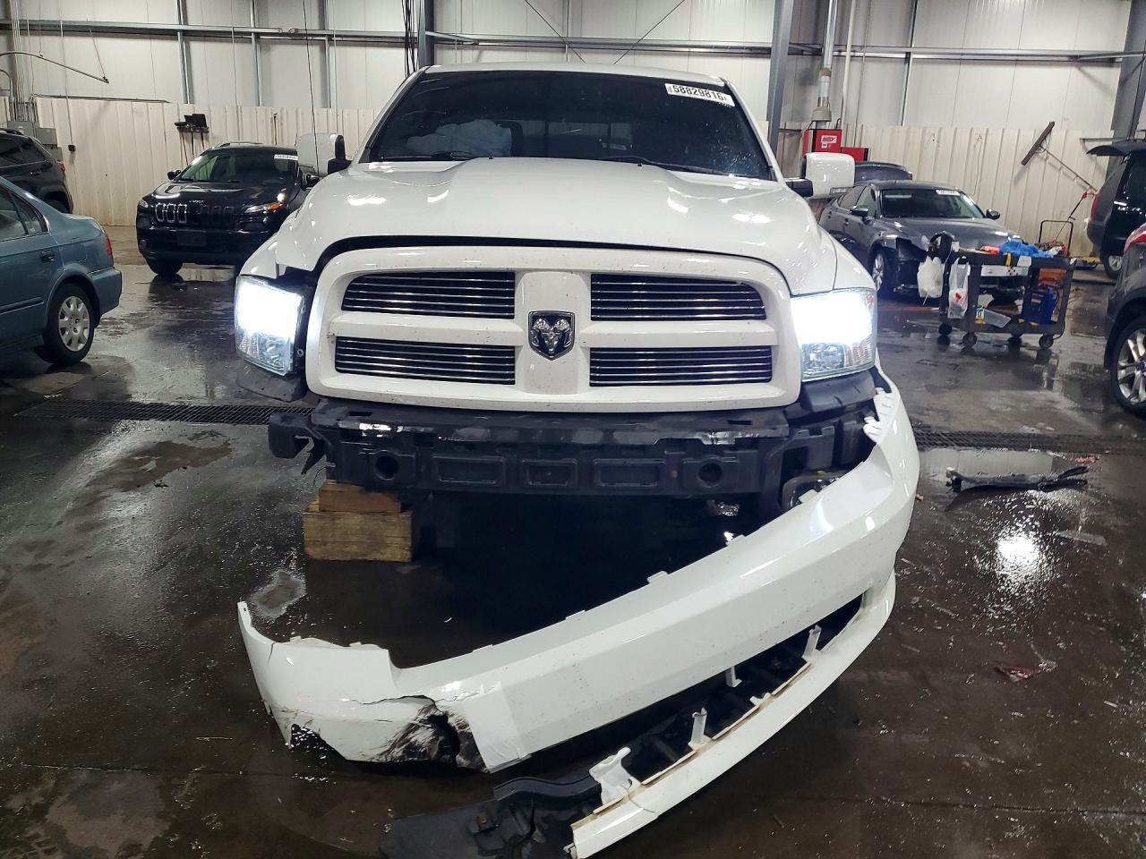 2012 Dodge Ram 1500 Sport - Фото 5
