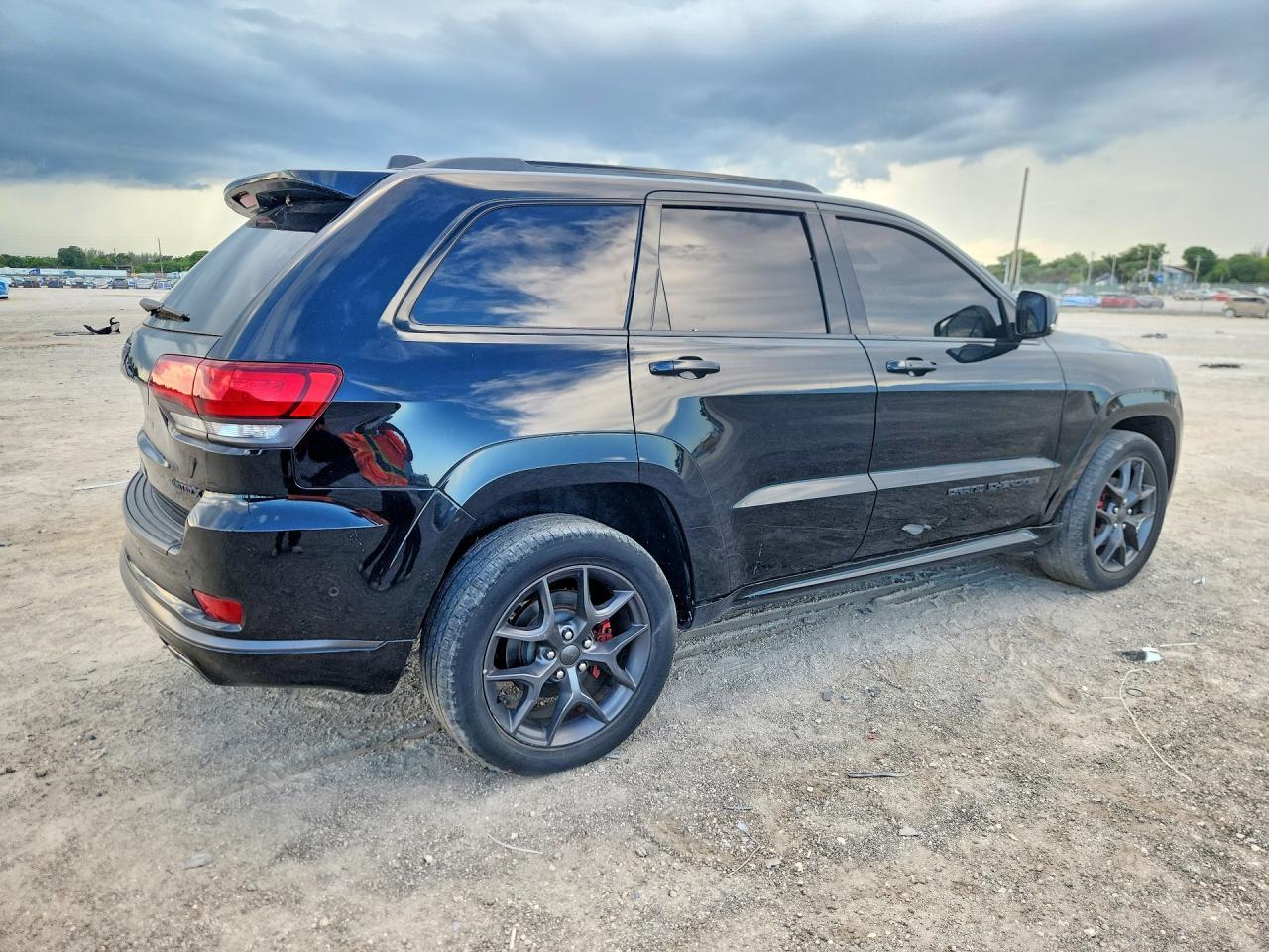 2019 Jeep Grand Cherokee Sport - Фото 3