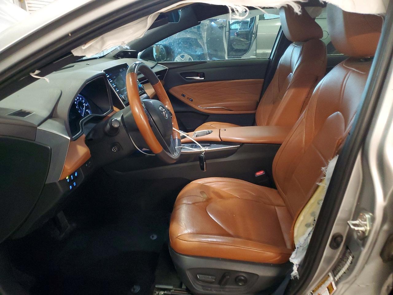 2019 Toyota Avalon Limited - Фото 7