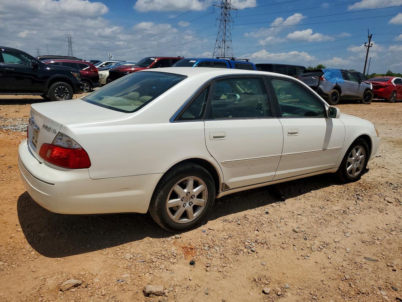 2003 Toyota Avalon Xl - Image 3