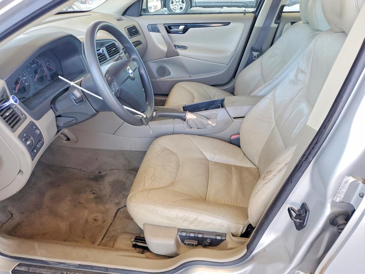 2002 Volvo S60 - Image 7