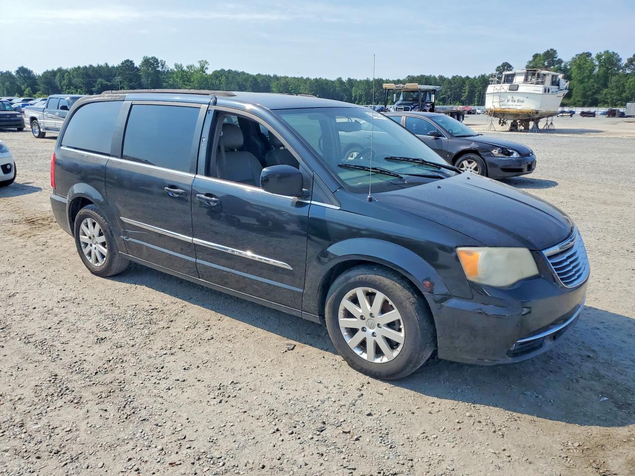 2014 Chrysler Town & Country Touring - Фото 4