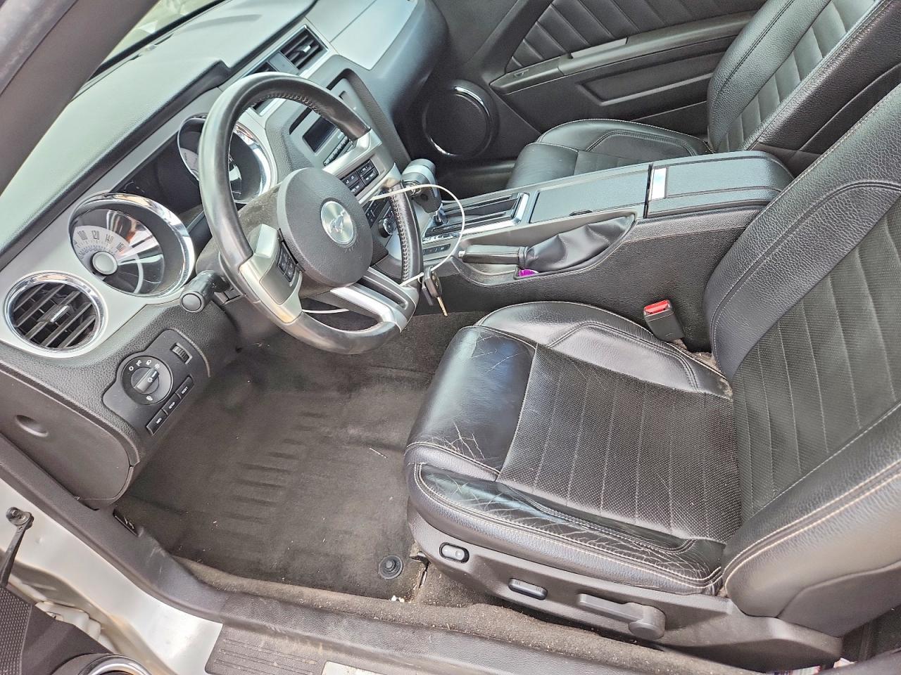 2012 Ford Mustang Gt - Фото 7
