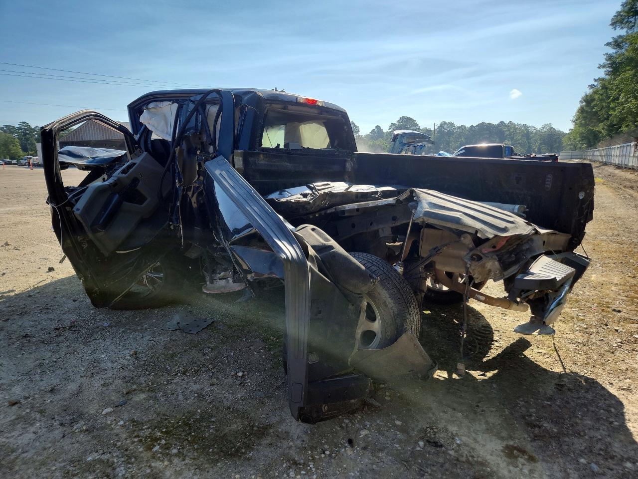 2017 Ford F150 Super Cab - Фото 2