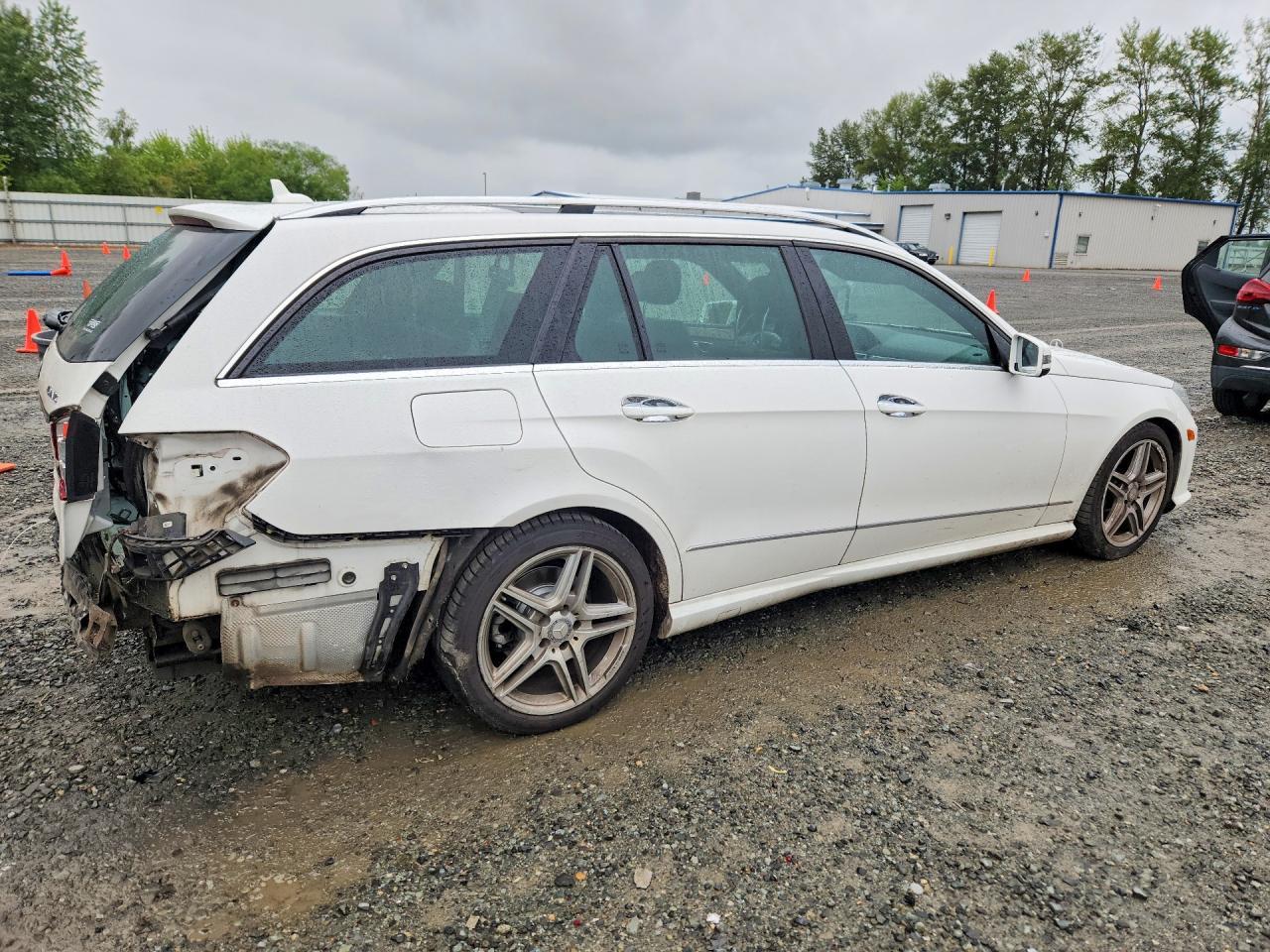 2013 Mercedes-Benz E 350 4Matic Wagon - Фото 3