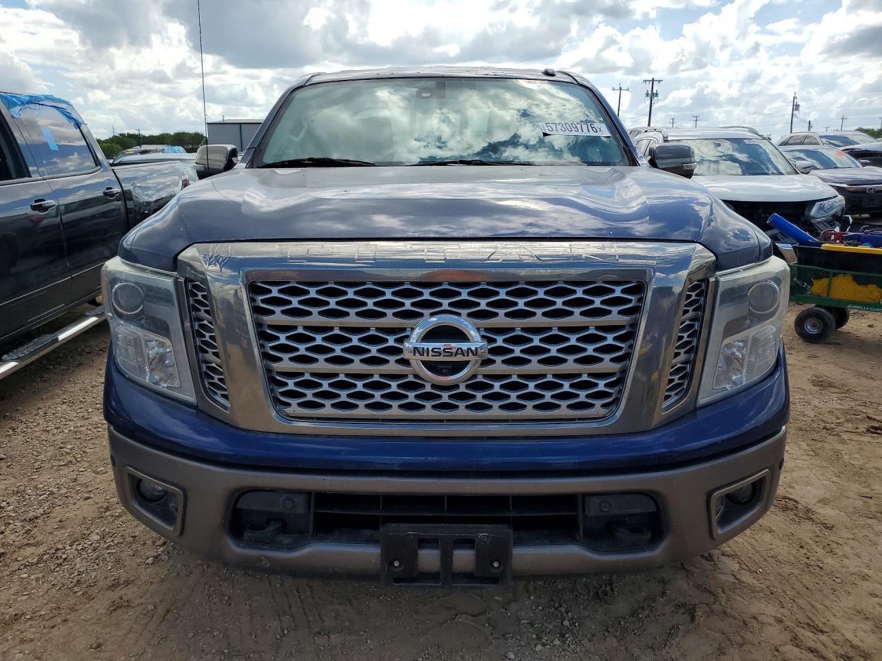 2018 Nissan Titan Platinum Reserve - Фото 5