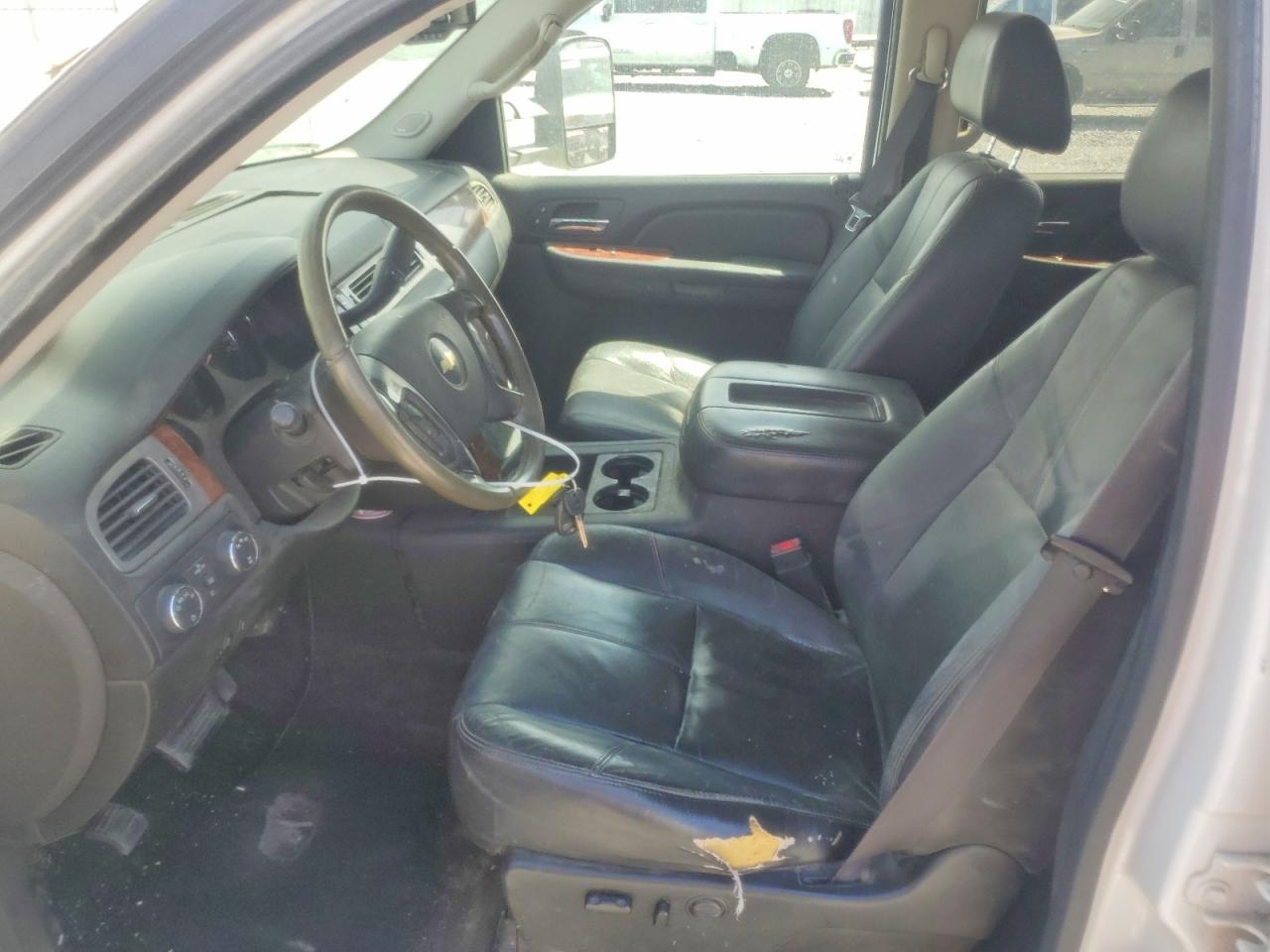 2009 Chevrolet Silverado K3500 Ltz - Image 7