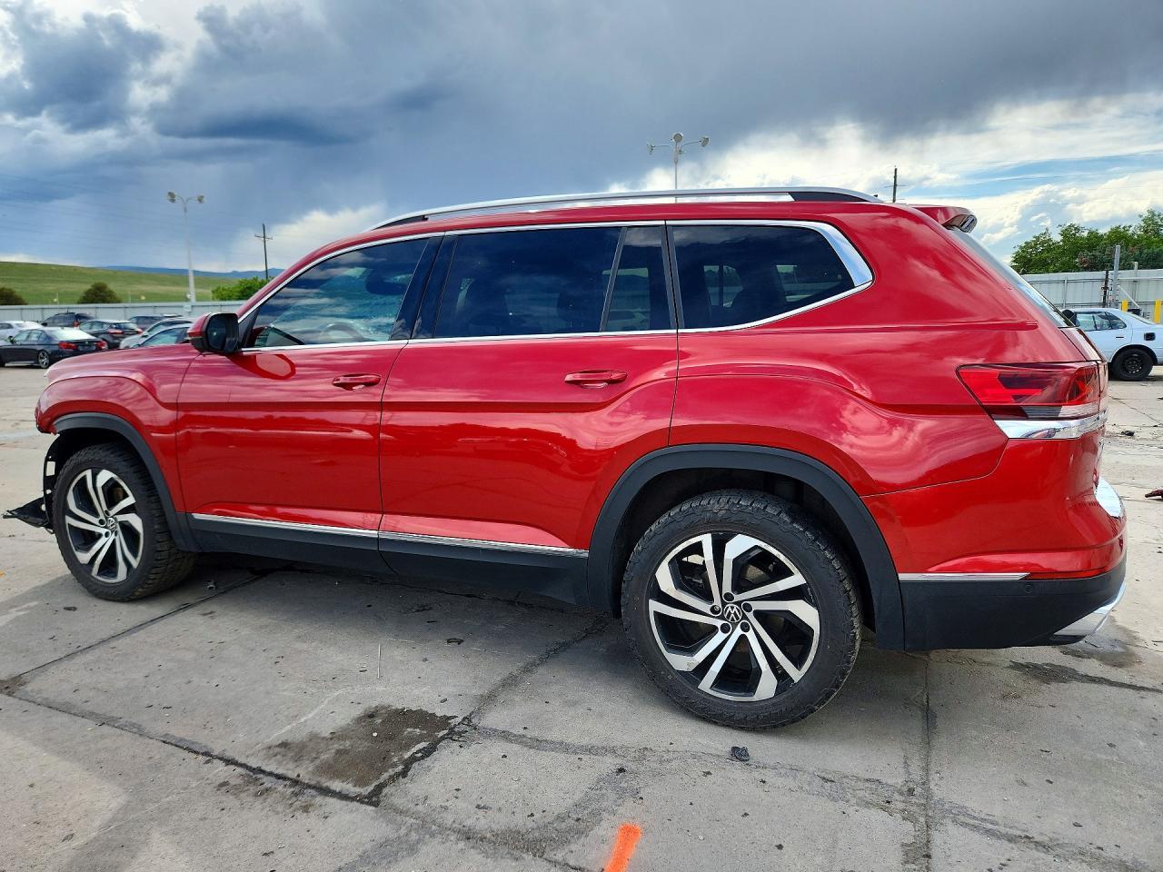 2021 Volkswagen Atlas Sel Premium - Image 2