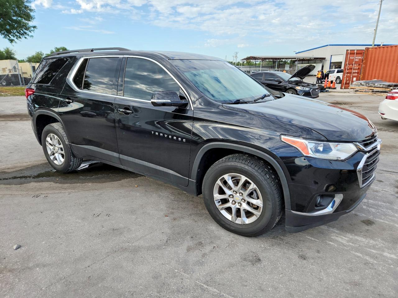 2019 Chevrolet Traverse Lt - Фото 4