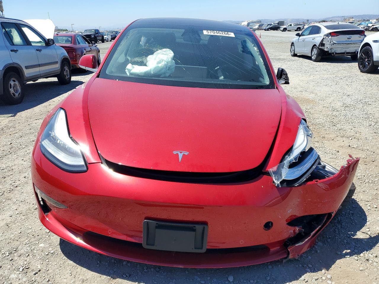 2019 Tesla Model 3 - Фото 5