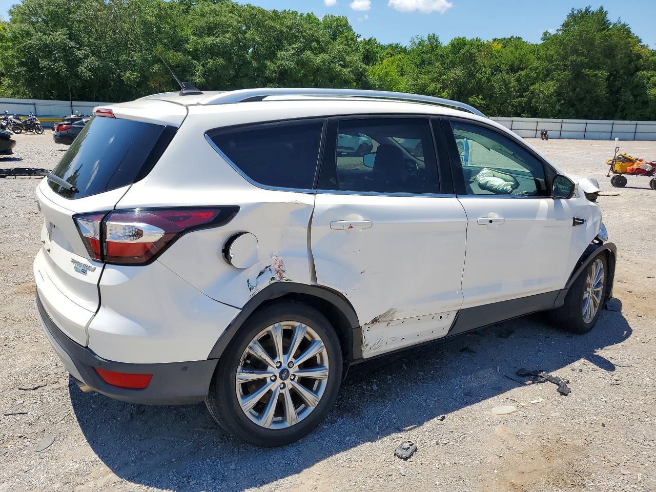 2018 Ford Escape Titanium - Image 3