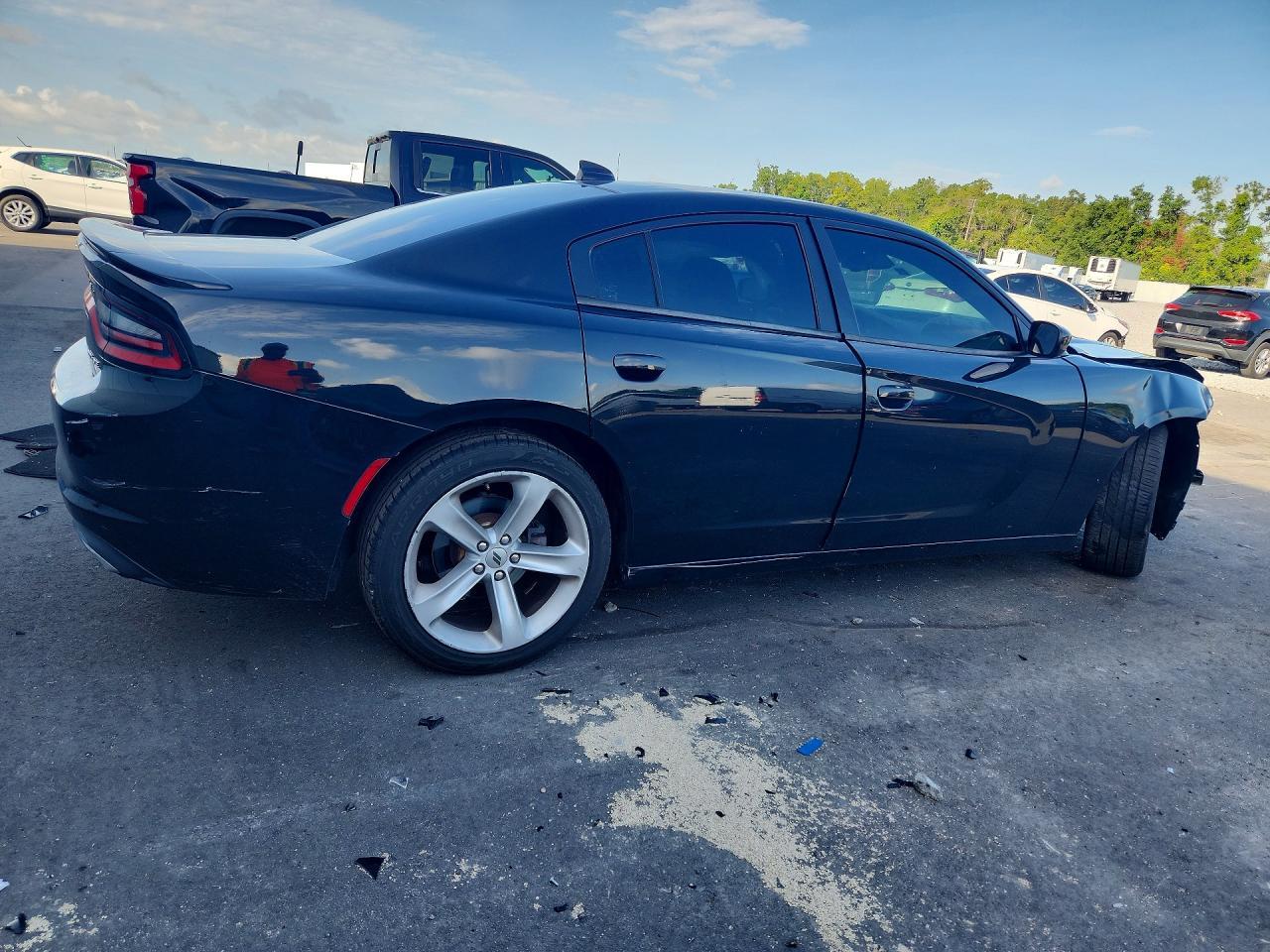 2017 Dodge Charger Sxt - Фото 3