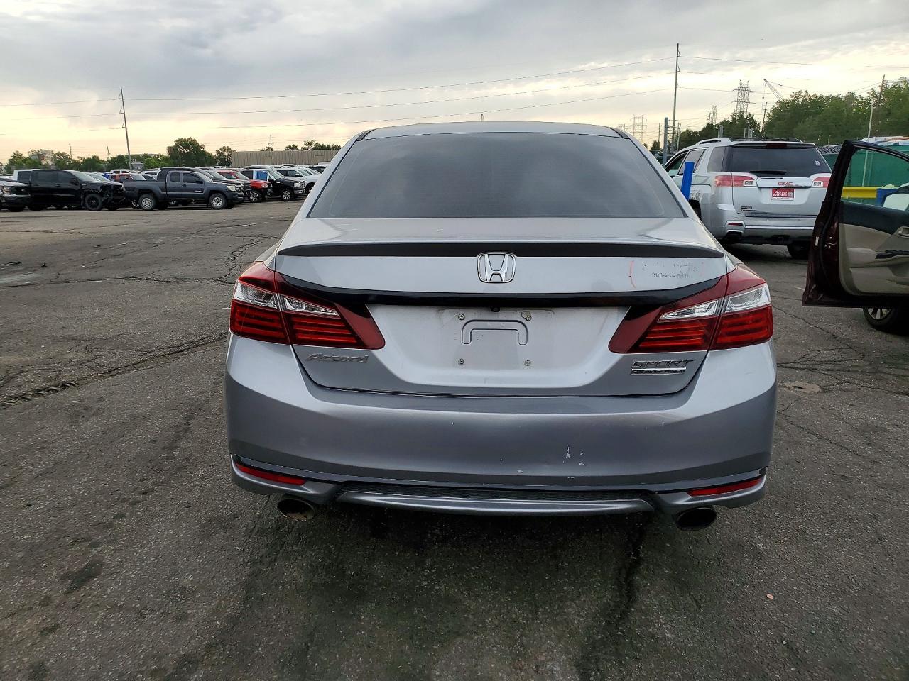 2017 Honda Accord Sport Special Edition - Image 6
