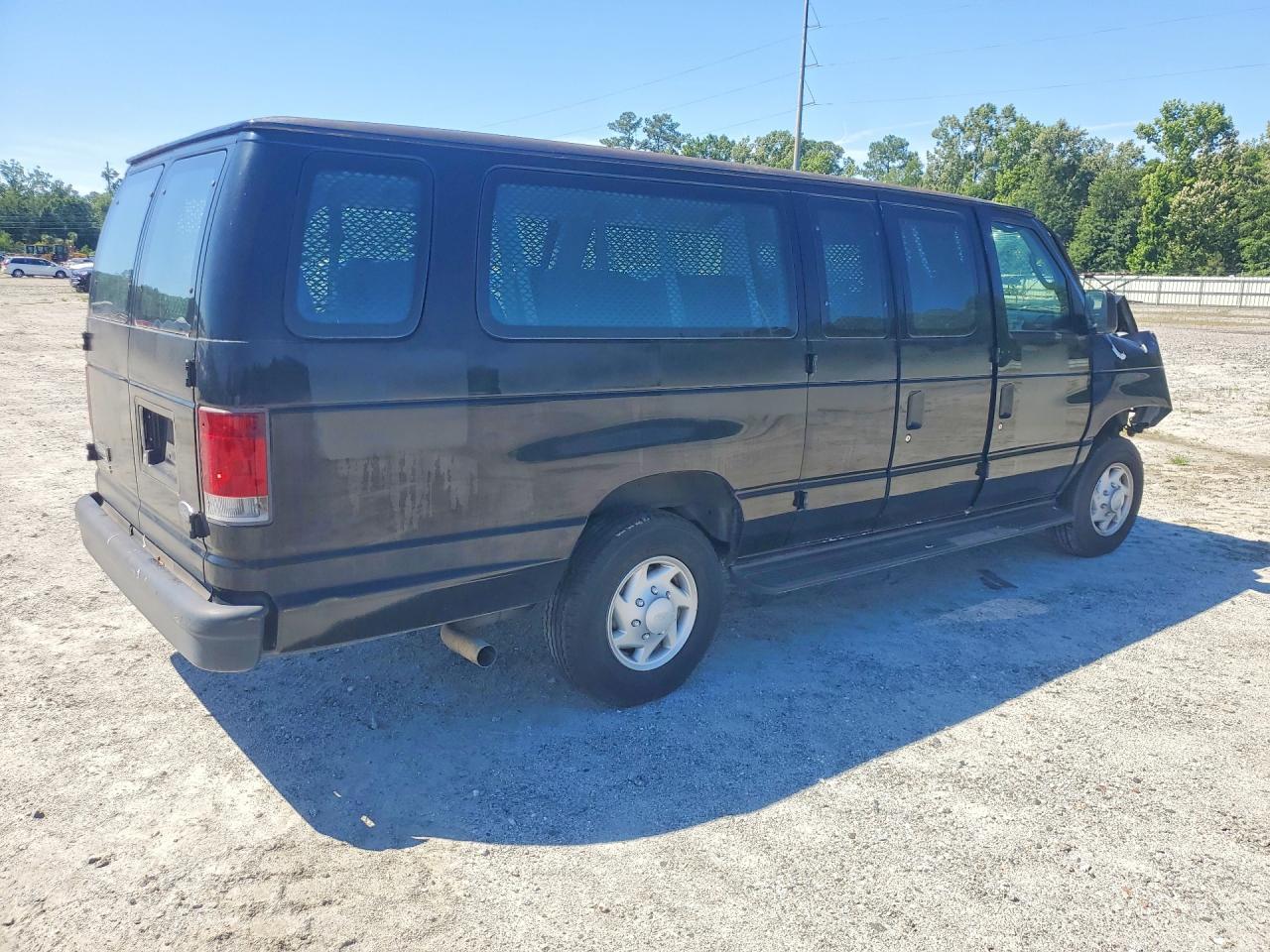 2008 Ford E350 Econo - Фото 3