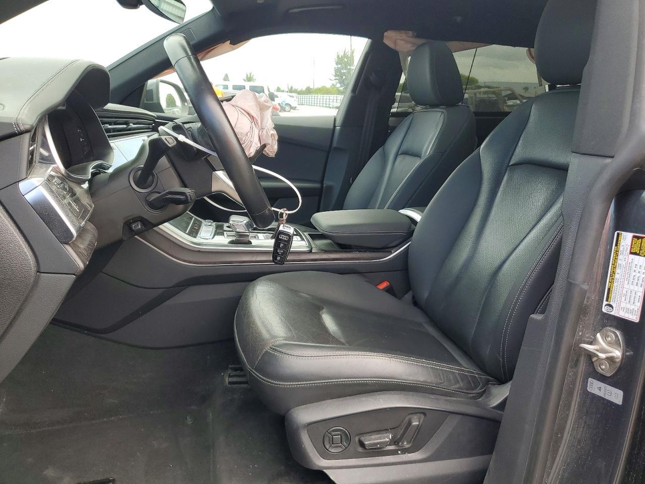 2021 Audi Q8 Prestige S-Line - Фото 7