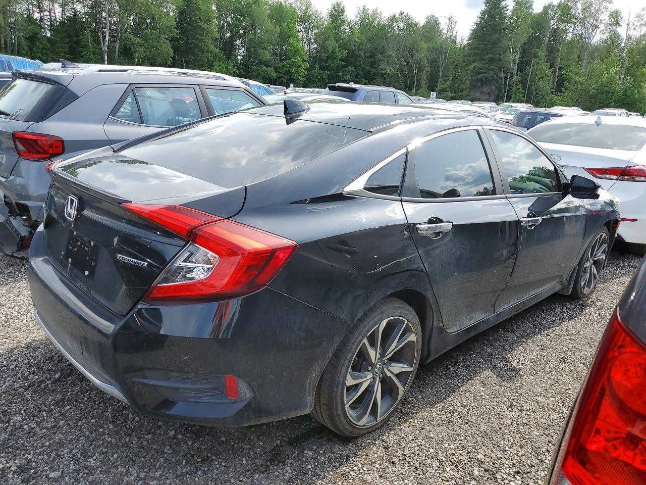 2020 Honda Civic Touring - Фото 3