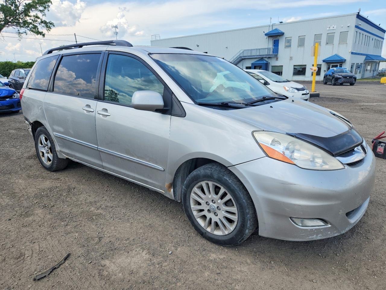 2007 Toyota Sienna Xle 7-Passenger - Image 4